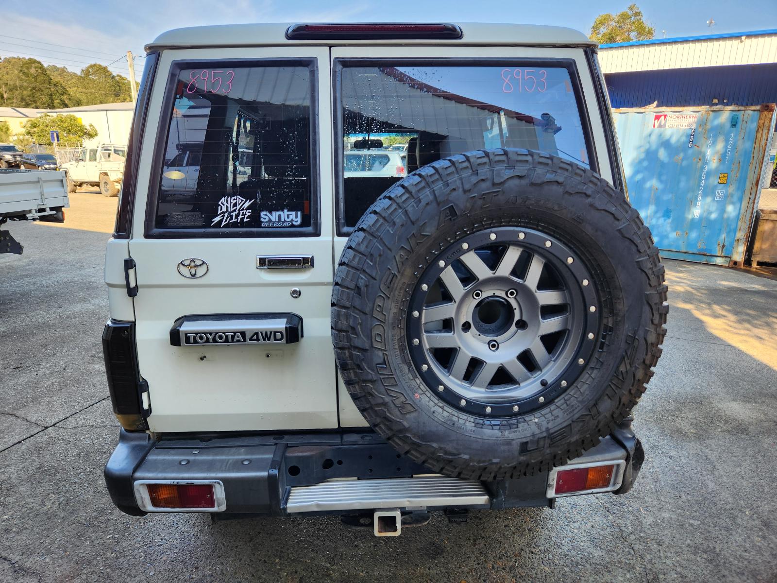 View Toyota Landcruiser 2017 4 Door Station Wagon