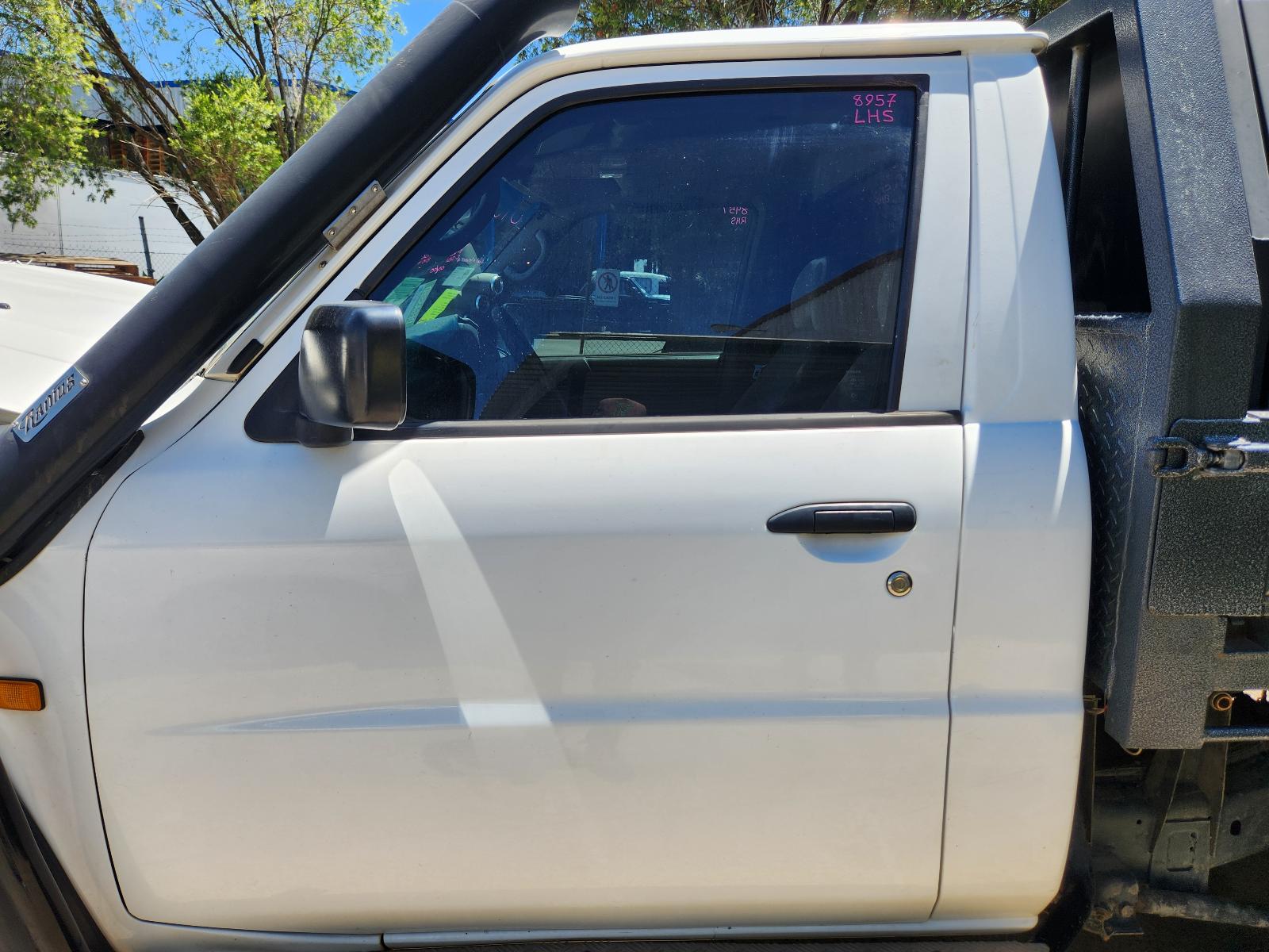 View Nissan Patrol 2000 2 Door Pickup