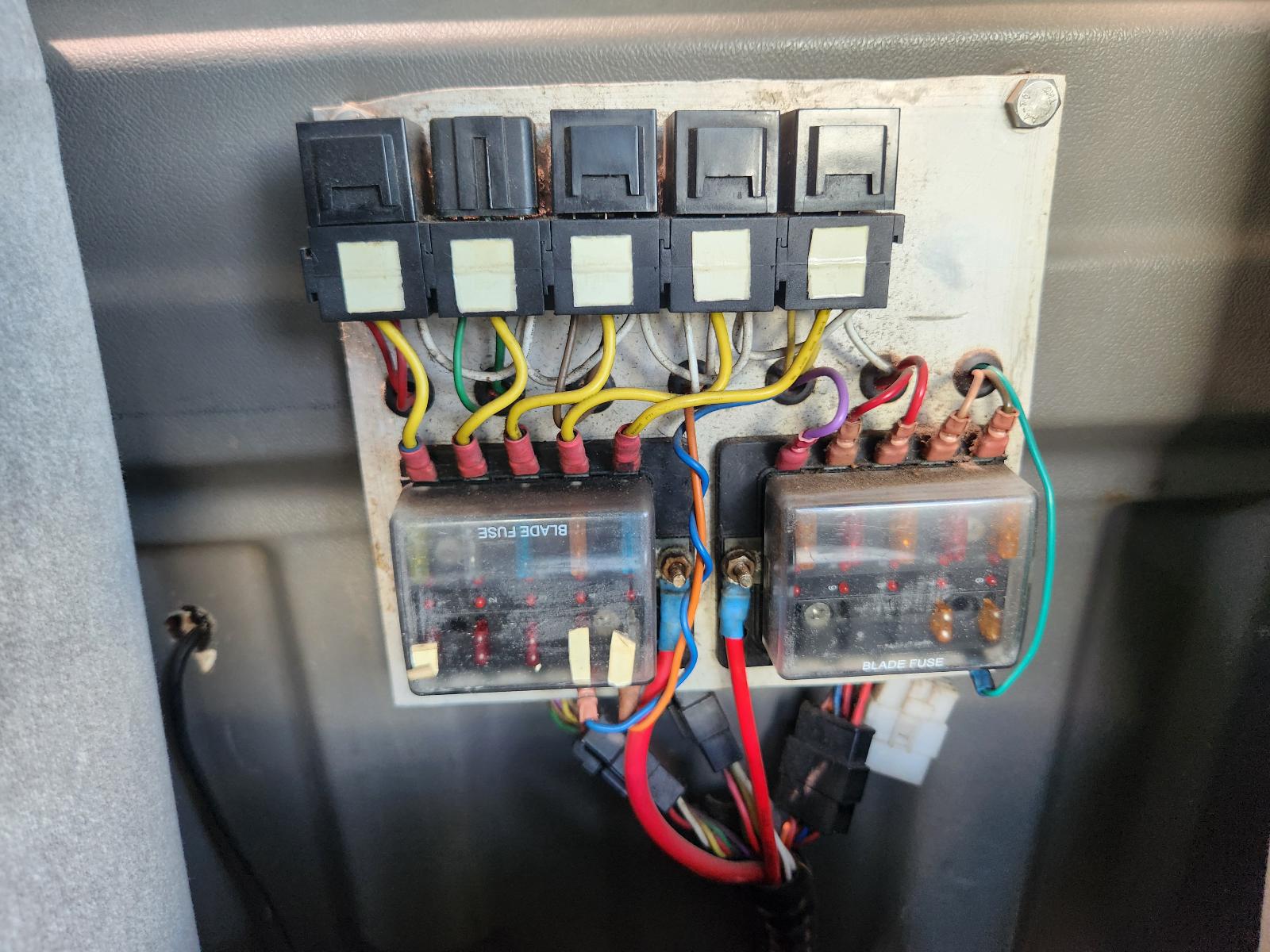 View Nissan Patrol 2000 2 Door Pickup