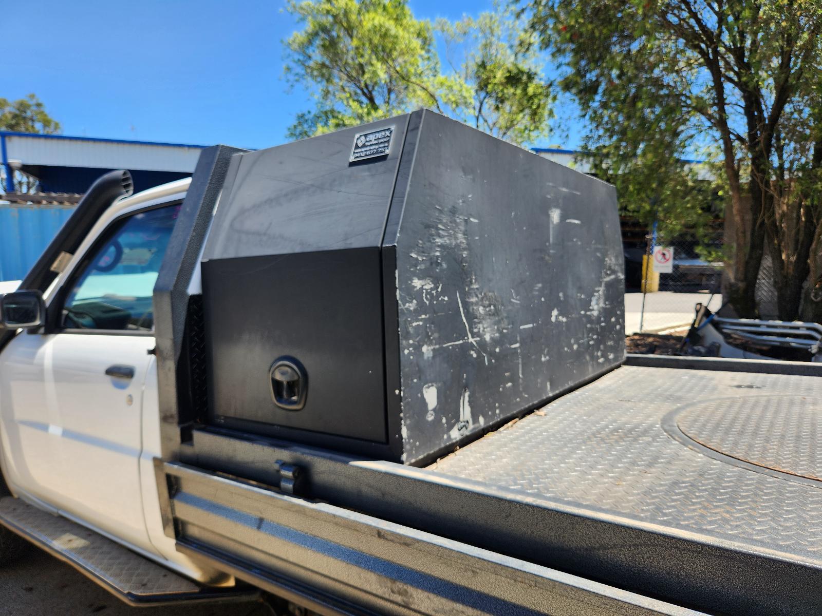 View Nissan Patrol 2000 2 Door Pickup