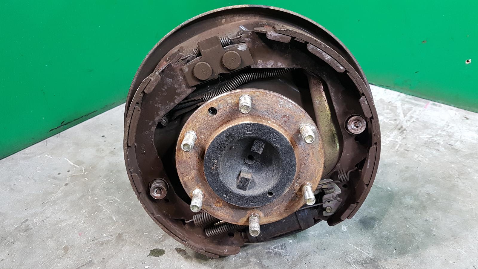 View Auto part Axle Nissan Pathfinder 2004