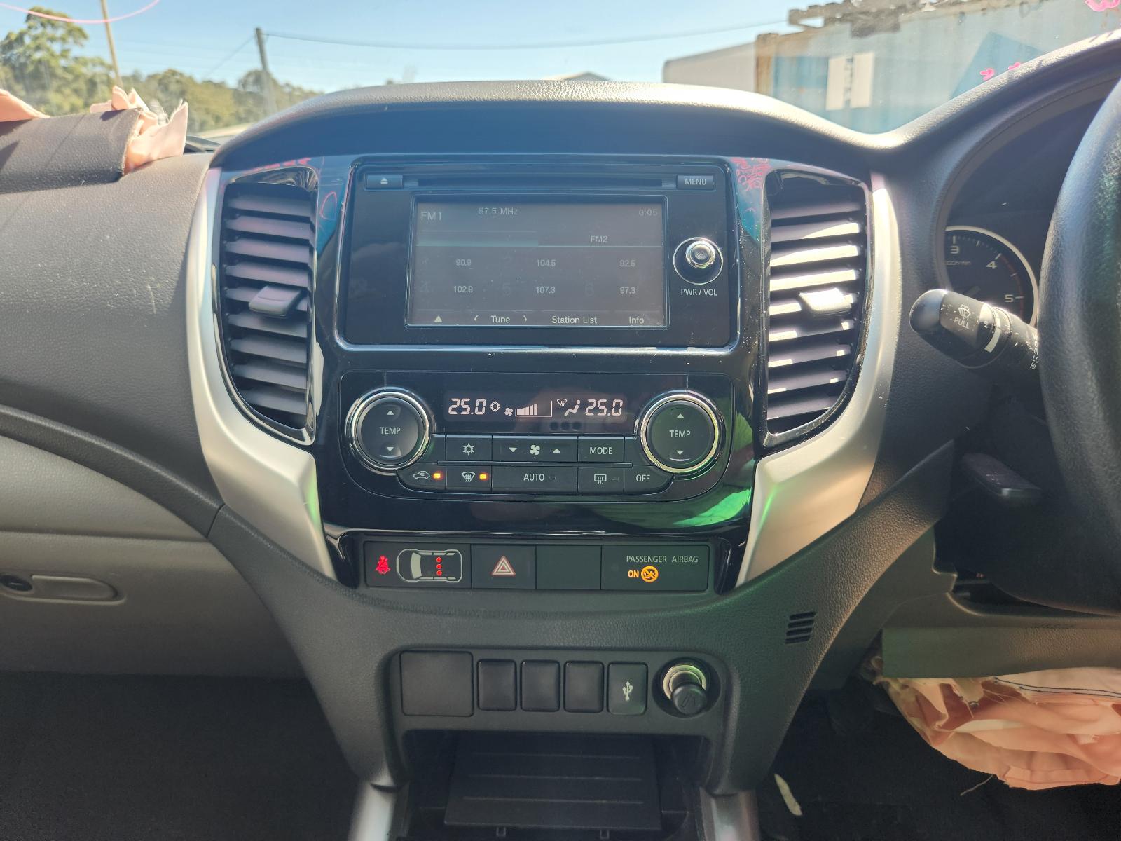 View Mitsubishi Triton 2016 4 Door Utility