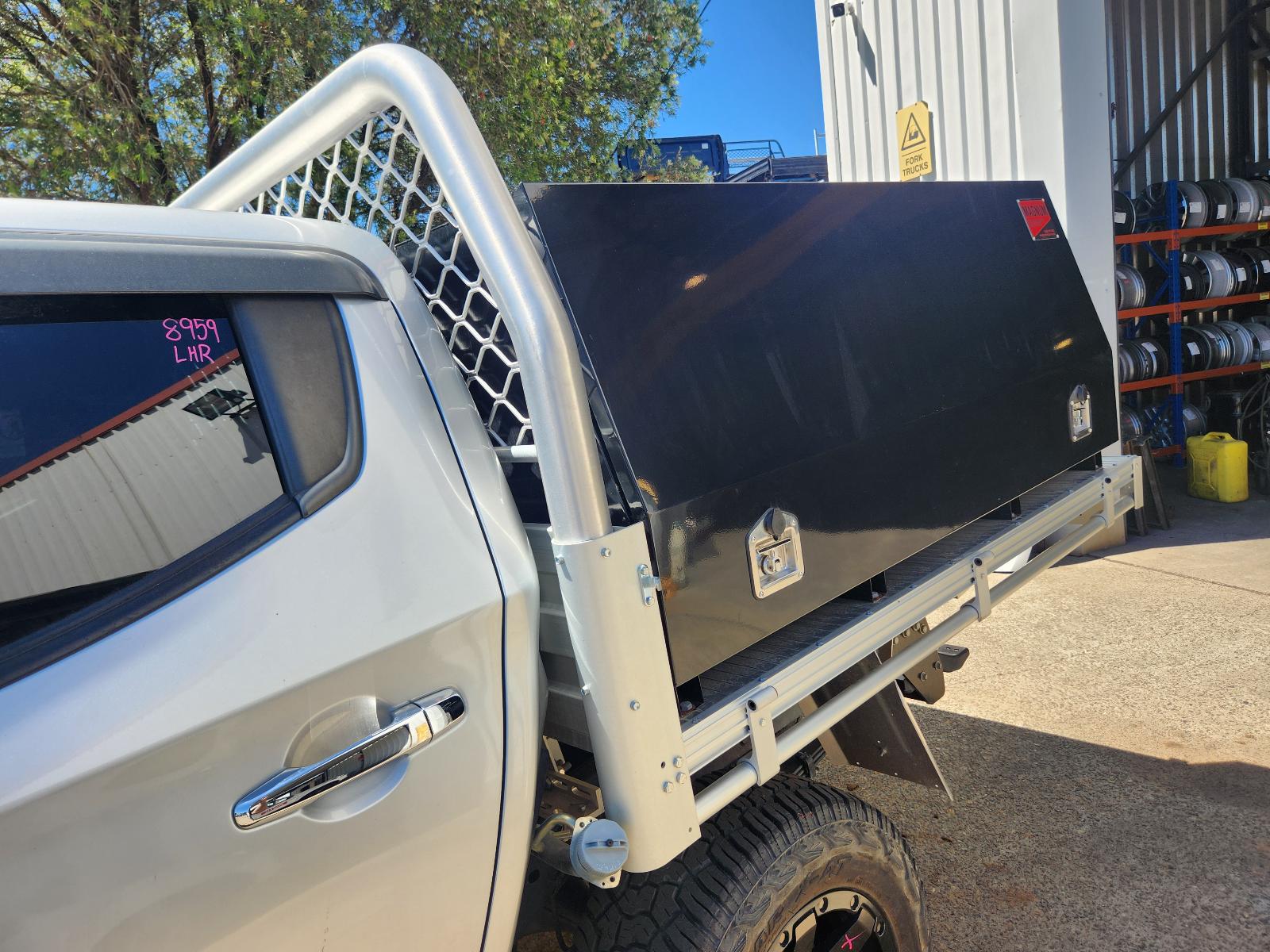 View Mitsubishi Triton 2016 4 Door Utility
