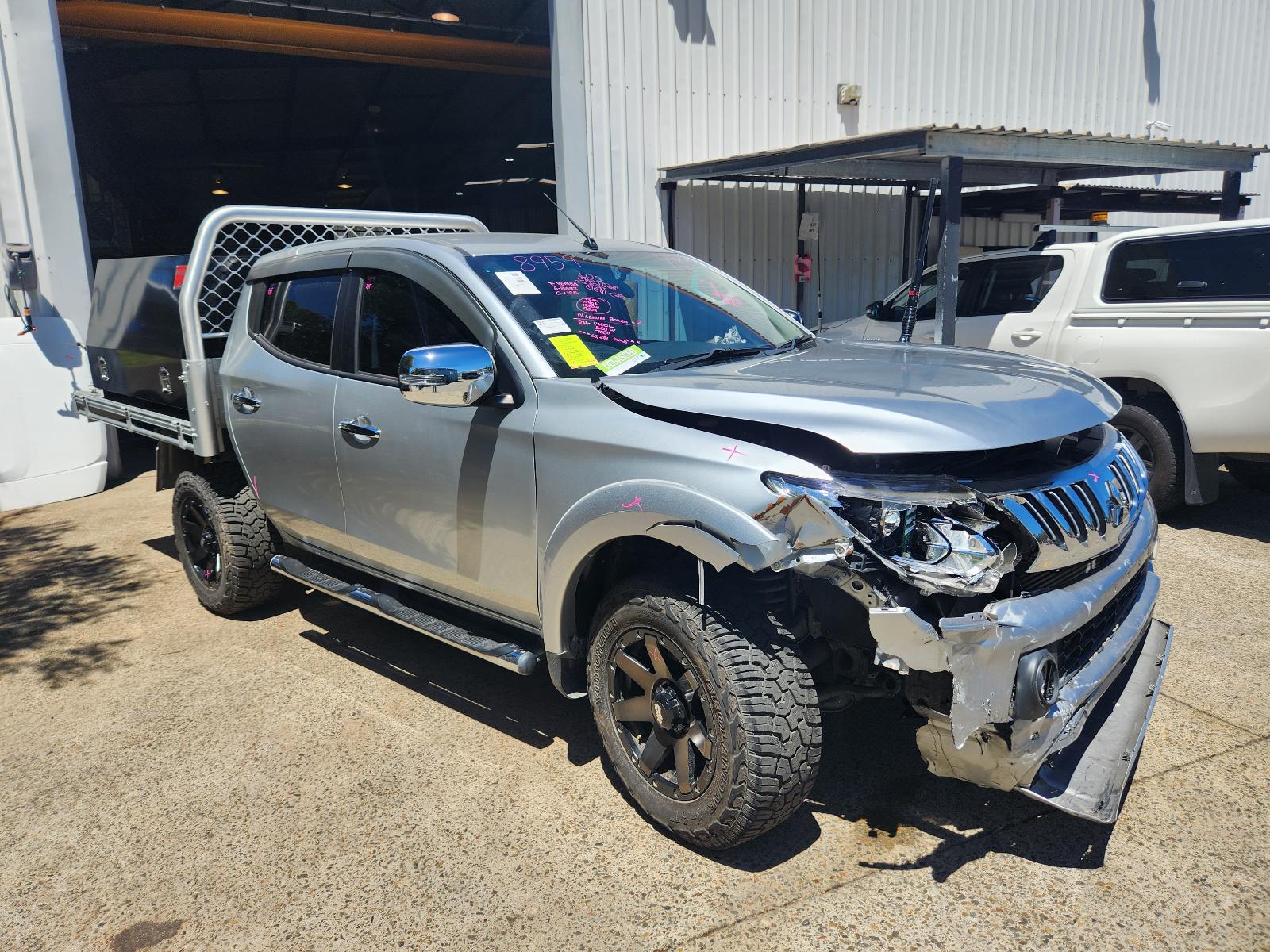 View Mitsubishi Triton 2016 4 Door Utility