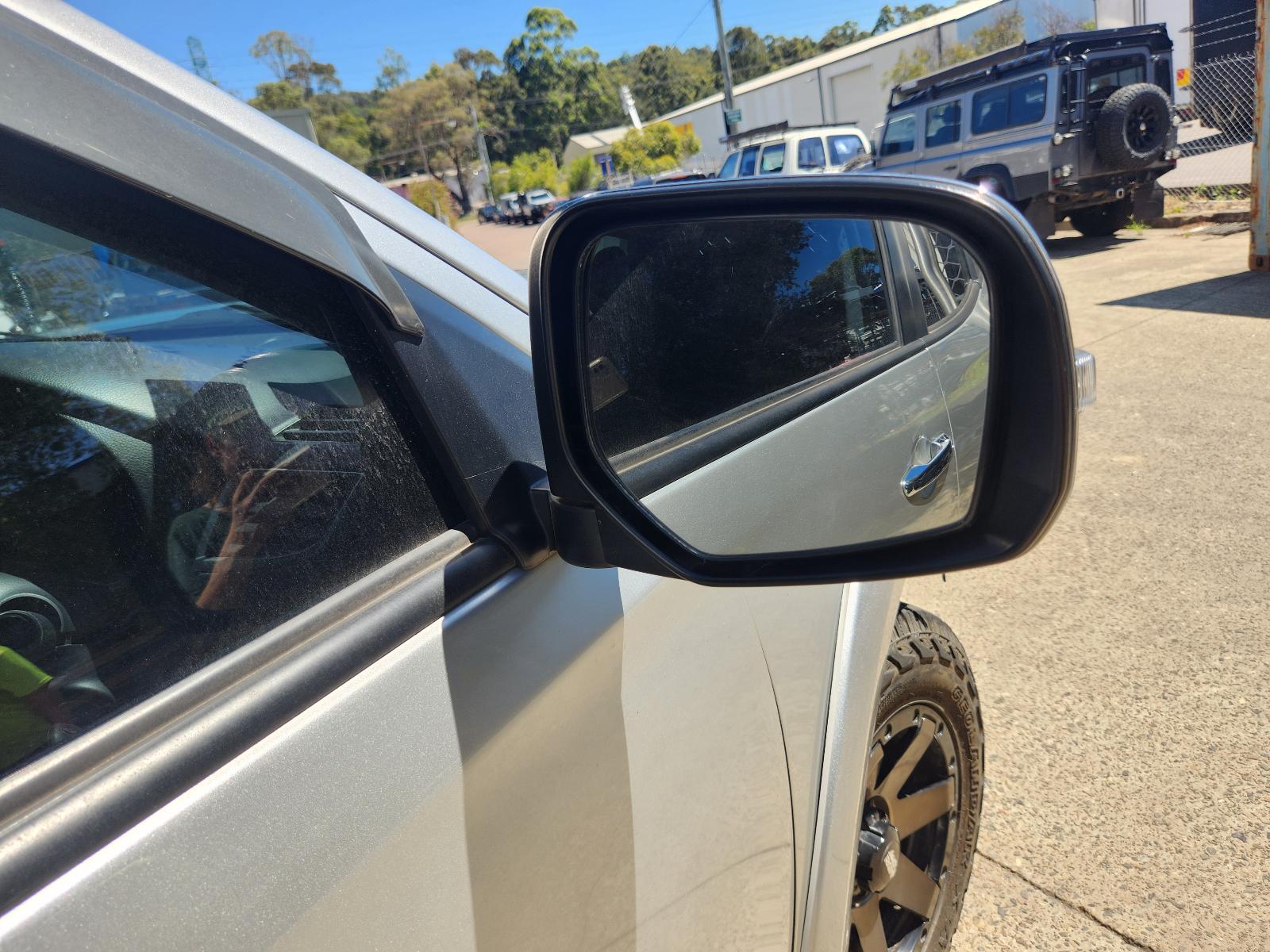 View Mitsubishi Triton 2016 4 Door Utility