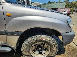 View Toyota Landcruiser 2000 4 Door Station Wagon