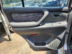 View Toyota Landcruiser 2000 4 Door Station Wagon