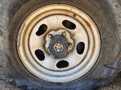 View Toyota Landcruiser 2000 4 Door Station Wagon