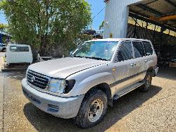 View Toyota Landcruiser 2000 4 Door Station Wagon