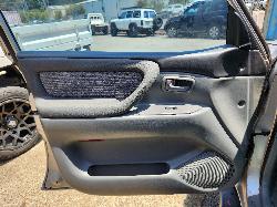 View Toyota Landcruiser 2000 4 Door Station Wagon