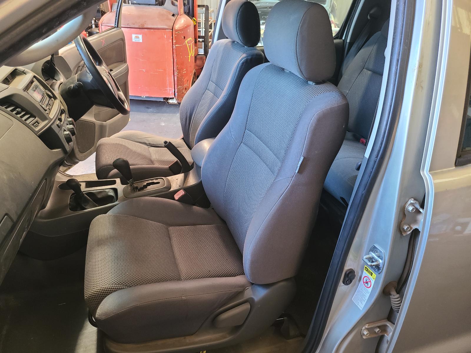 Toyota Hilux 2012 4 Door Utility View Toyota Hilux 2012 4 Door Utility