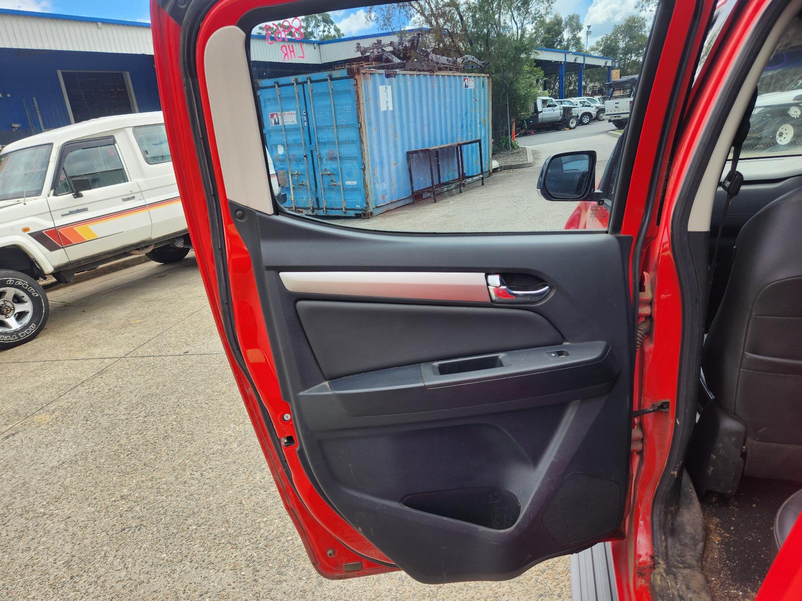 View Holden Colorado 2016 4 Door Utility