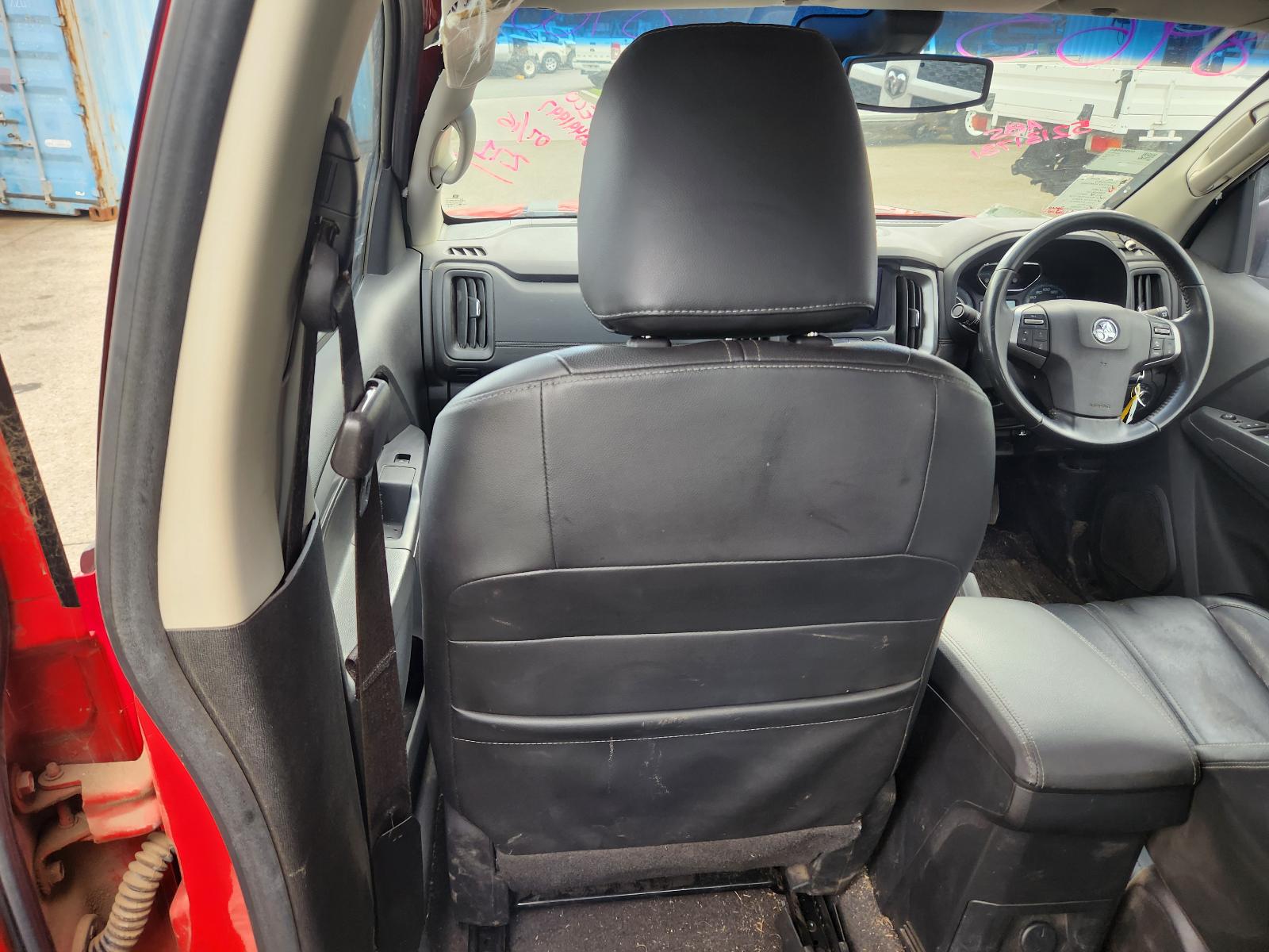 View Holden Colorado 2016 4 Door Utility