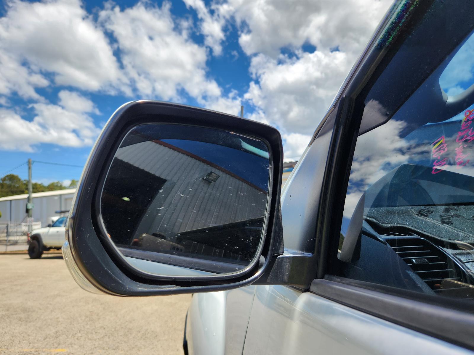 Isuzu Dmax 2019 4 Door Utility View Isuzu Dmax 2019 4 Door Utility