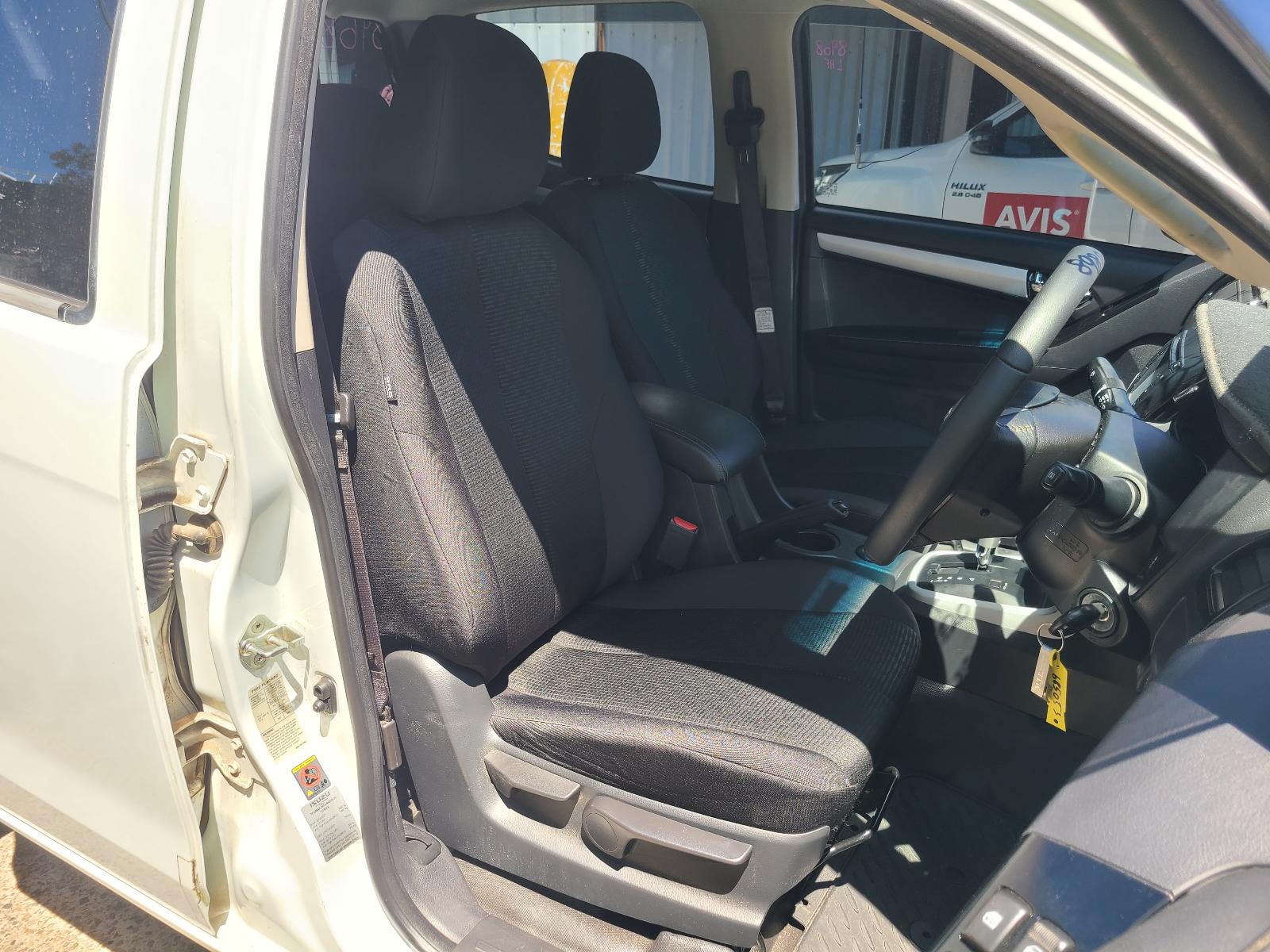 Isuzu Dmax 2019 4 Door Utility View Isuzu Dmax 2019 4 Door Utility