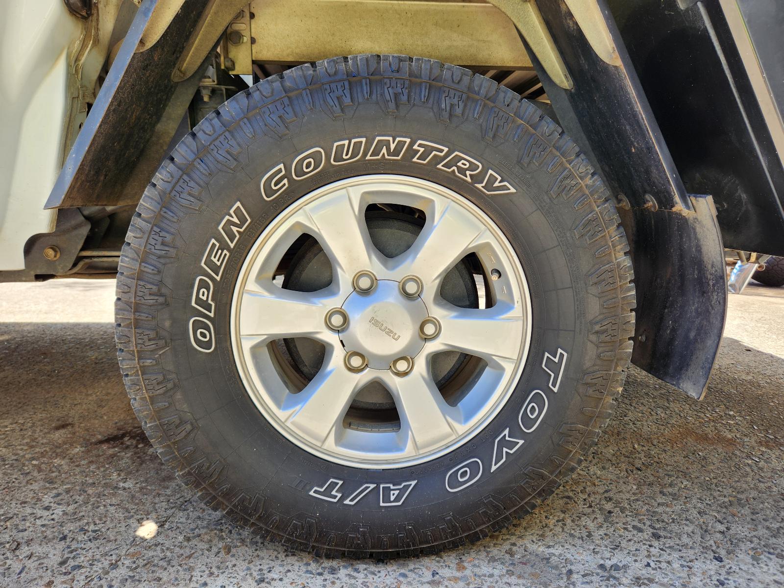 Isuzu Dmax 2019 4 Door Utility View Isuzu Dmax 2019 4 Door Utility