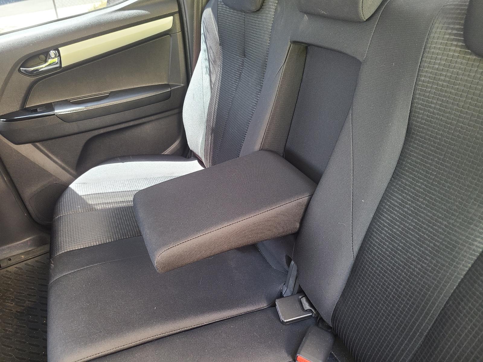 Isuzu Dmax 2019 4 Door Utility View Isuzu Dmax 2019 4 Door Utility