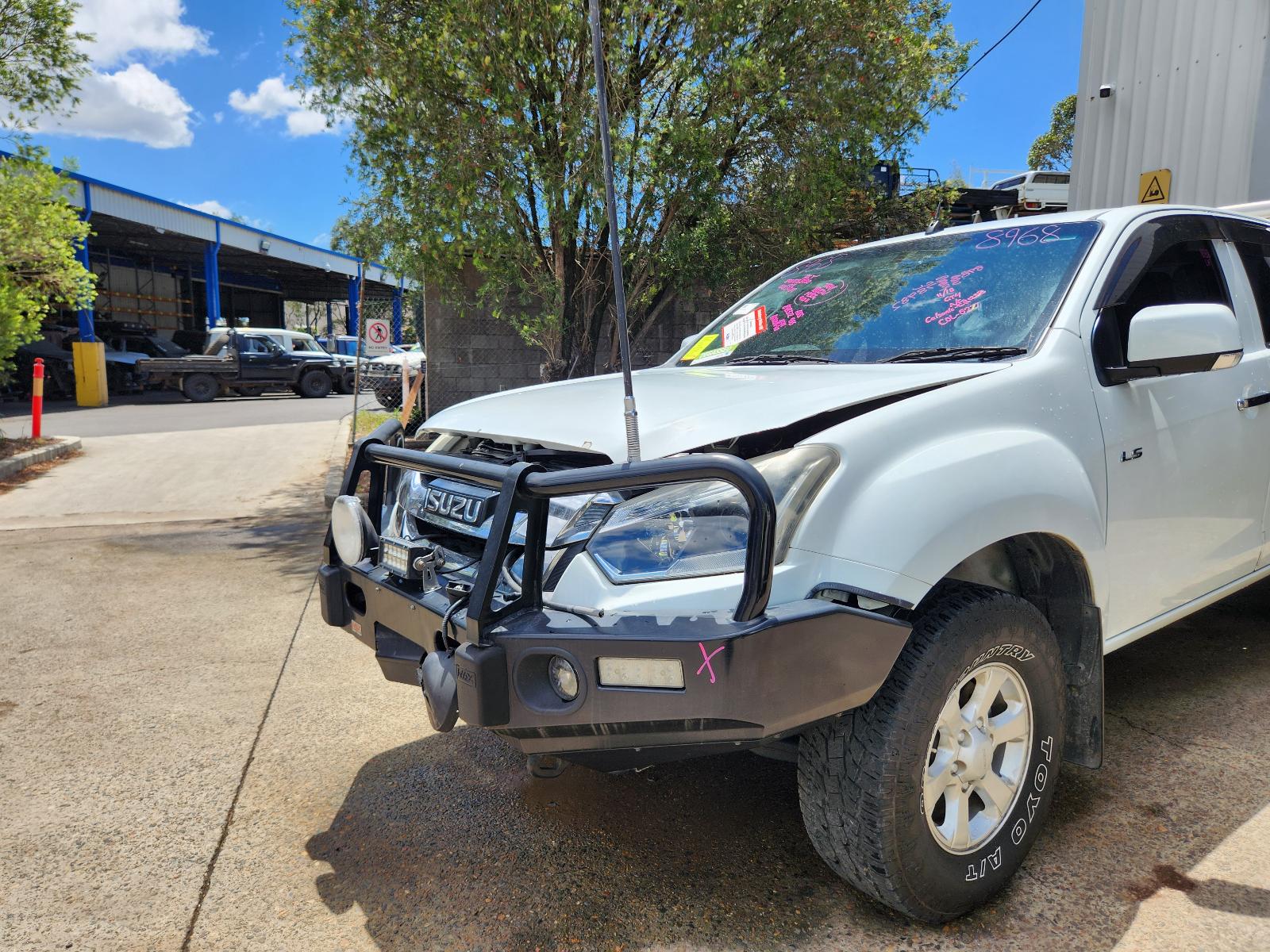 Isuzu Dmax 2019 4 Door Utility View Isuzu Dmax 2019 4 Door Utility