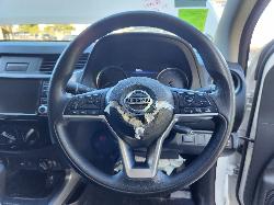 View Nissan Navara 2021 4 Door Utility