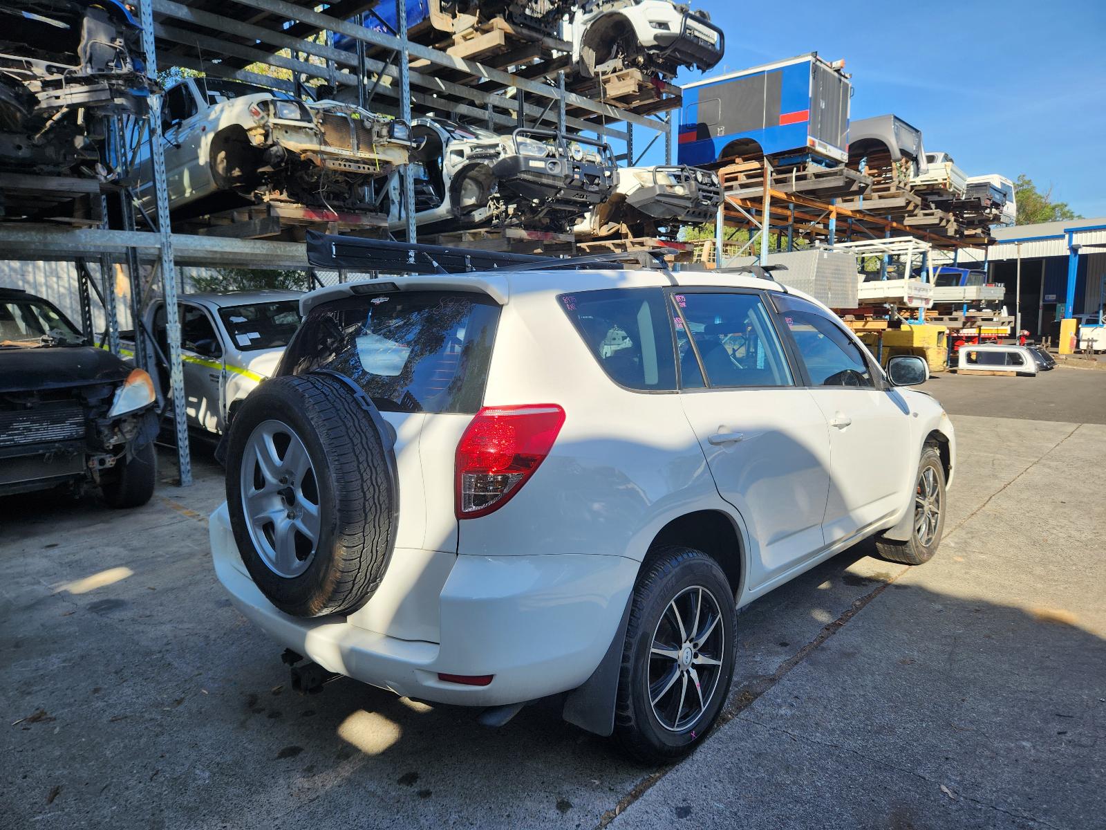 View Toyota Rav4 2006 4 Door Station Wagon