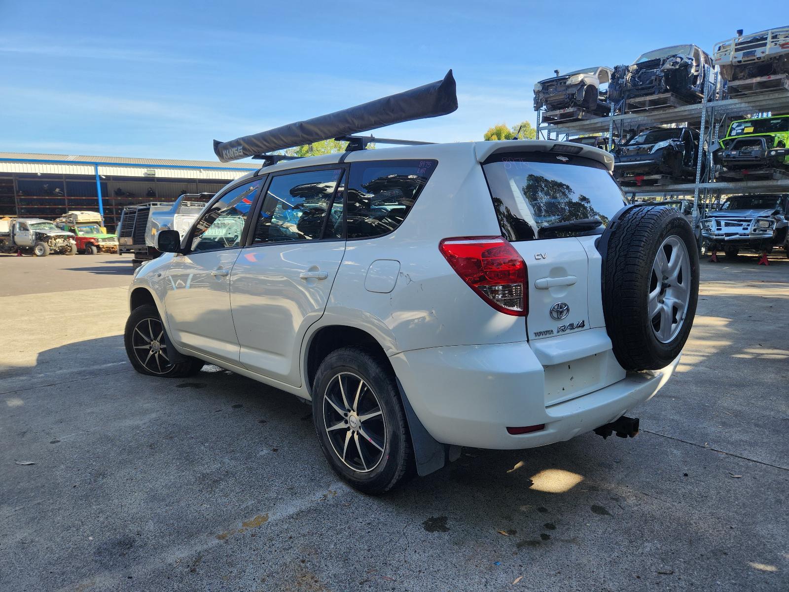 View Toyota Rav4 2006 4 Door Station Wagon