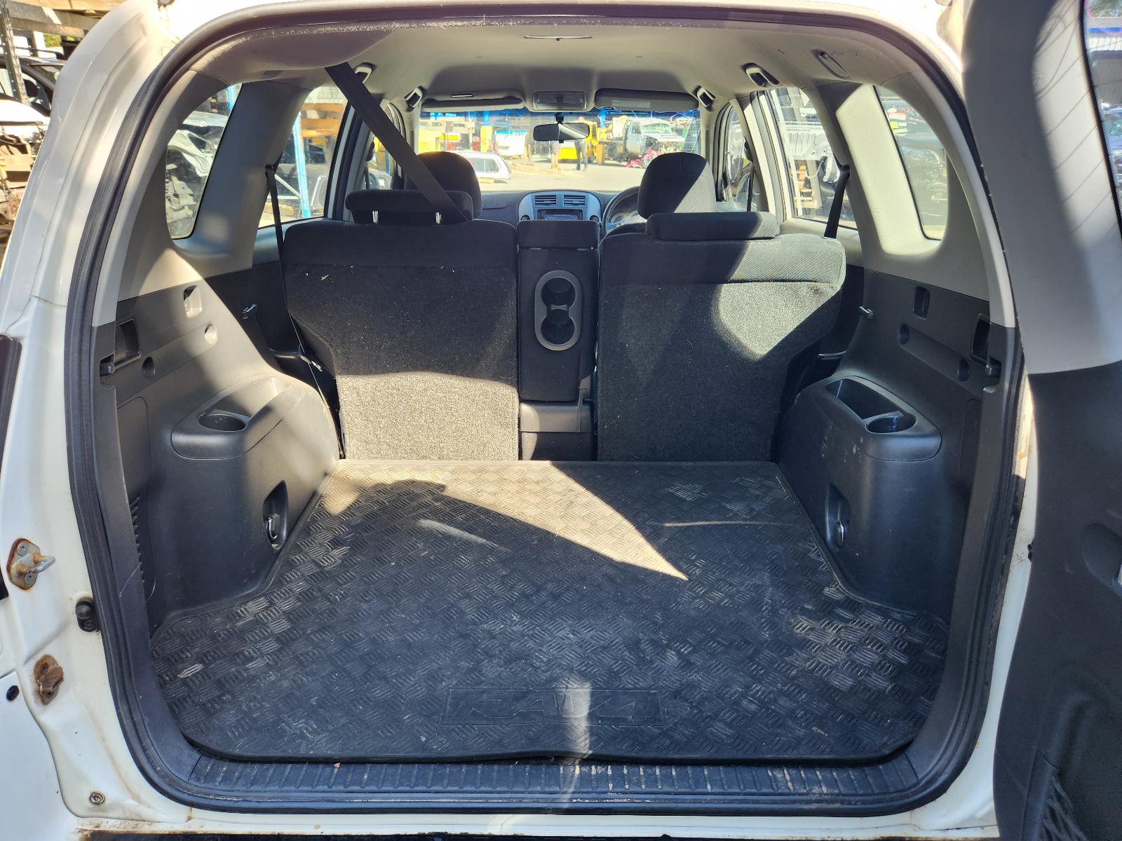 View Toyota Rav4 2006 4 Door Station Wagon