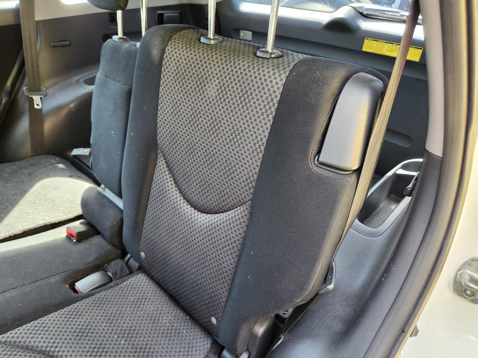 View Toyota Rav4 2006 4 Door Station Wagon