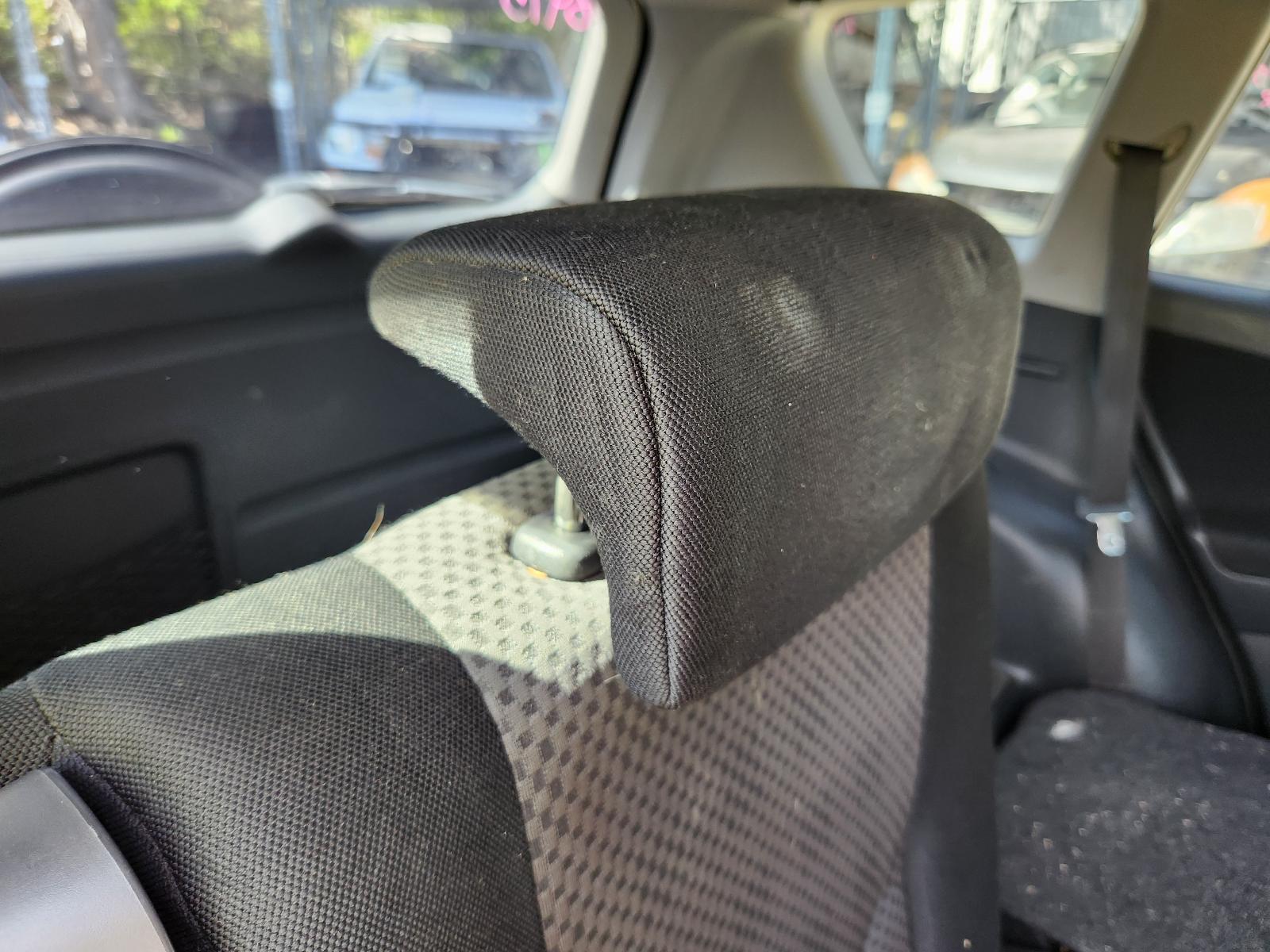 View Toyota Rav4 2006 4 Door Station Wagon