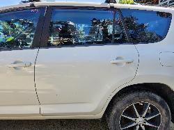 View Toyota Rav4 2006 4 Door Station Wagon