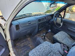 View Toyota Hilux 2001 2 Door Pickup