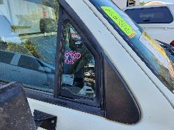 View Toyota Hilux 2001 2 Door Pickup