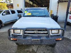 View Toyota Hilux 2001 2 Door Pickup