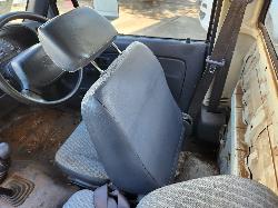 View Toyota Hilux 2001 2 Door Pickup