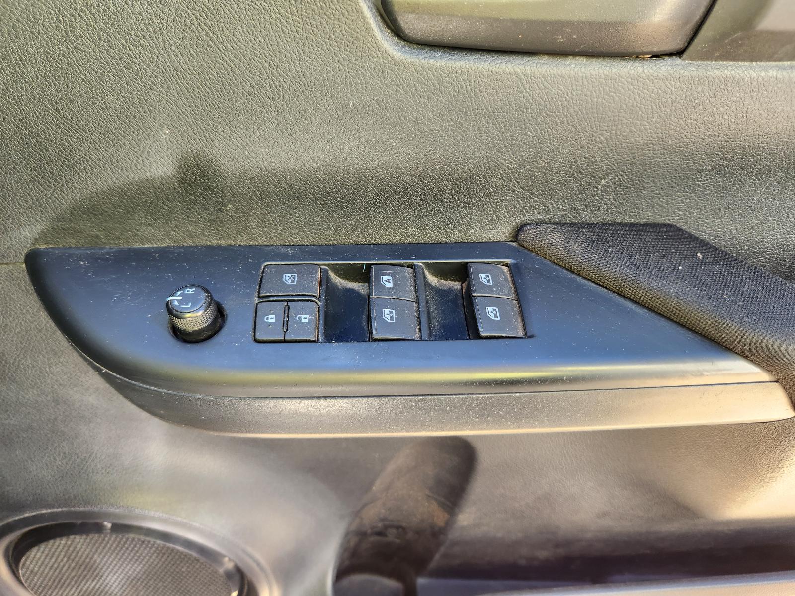 Toyota Hilux 2016 4 Door Utility View Toyota Hilux 2016 4 Door Utility