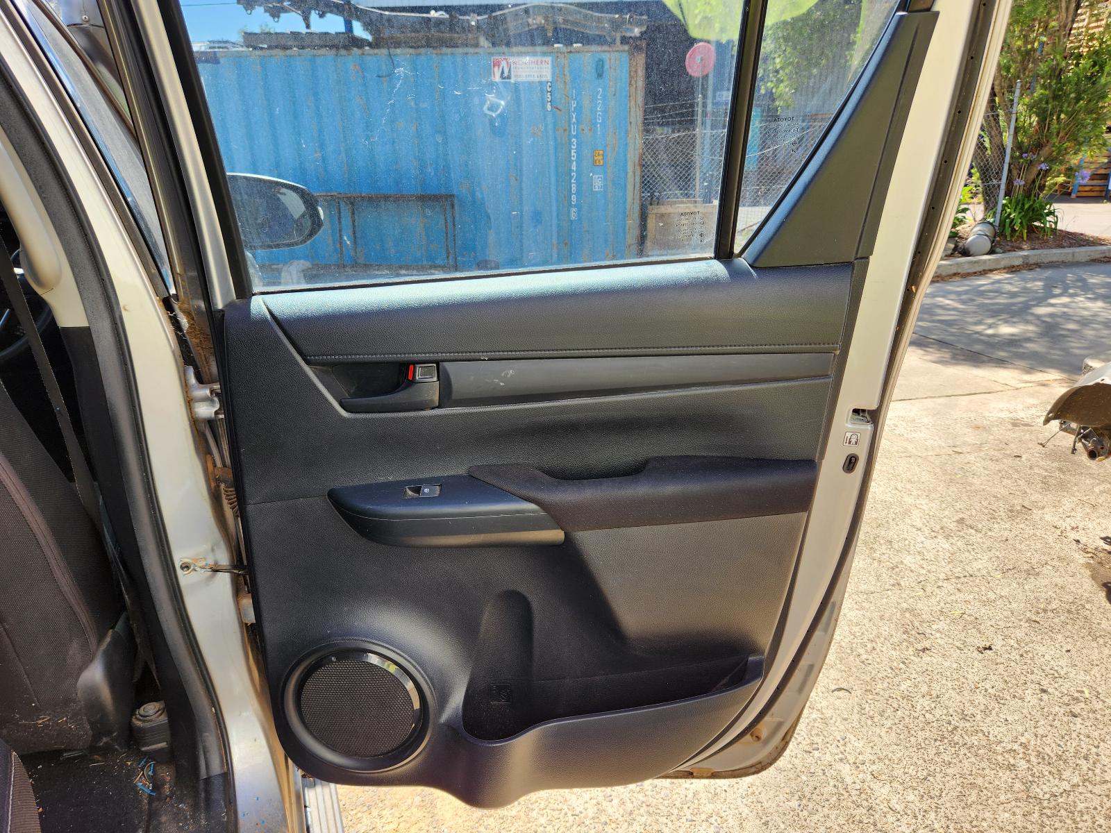 Toyota Hilux 2016 4 Door Utility View Toyota Hilux 2016 4 Door Utility