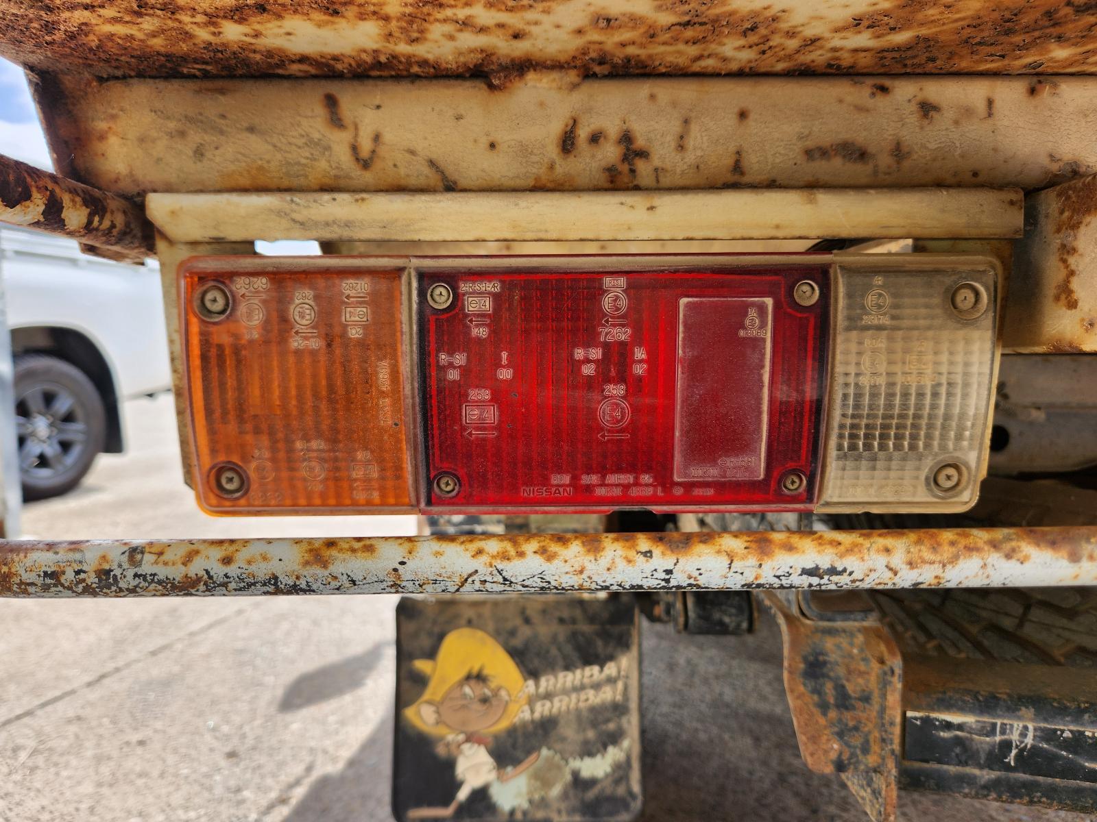 View Nissan Navara 2002 2 Door Pickup