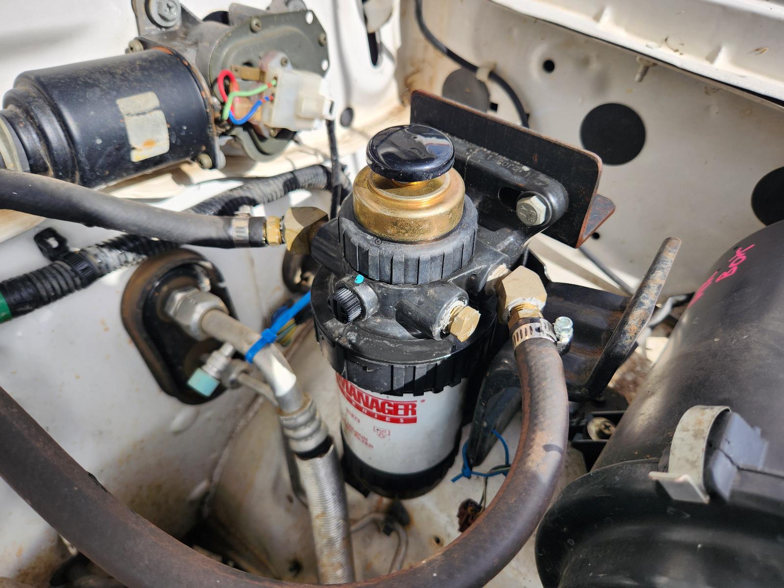 View Nissan Navara 2002 2 Door Pickup