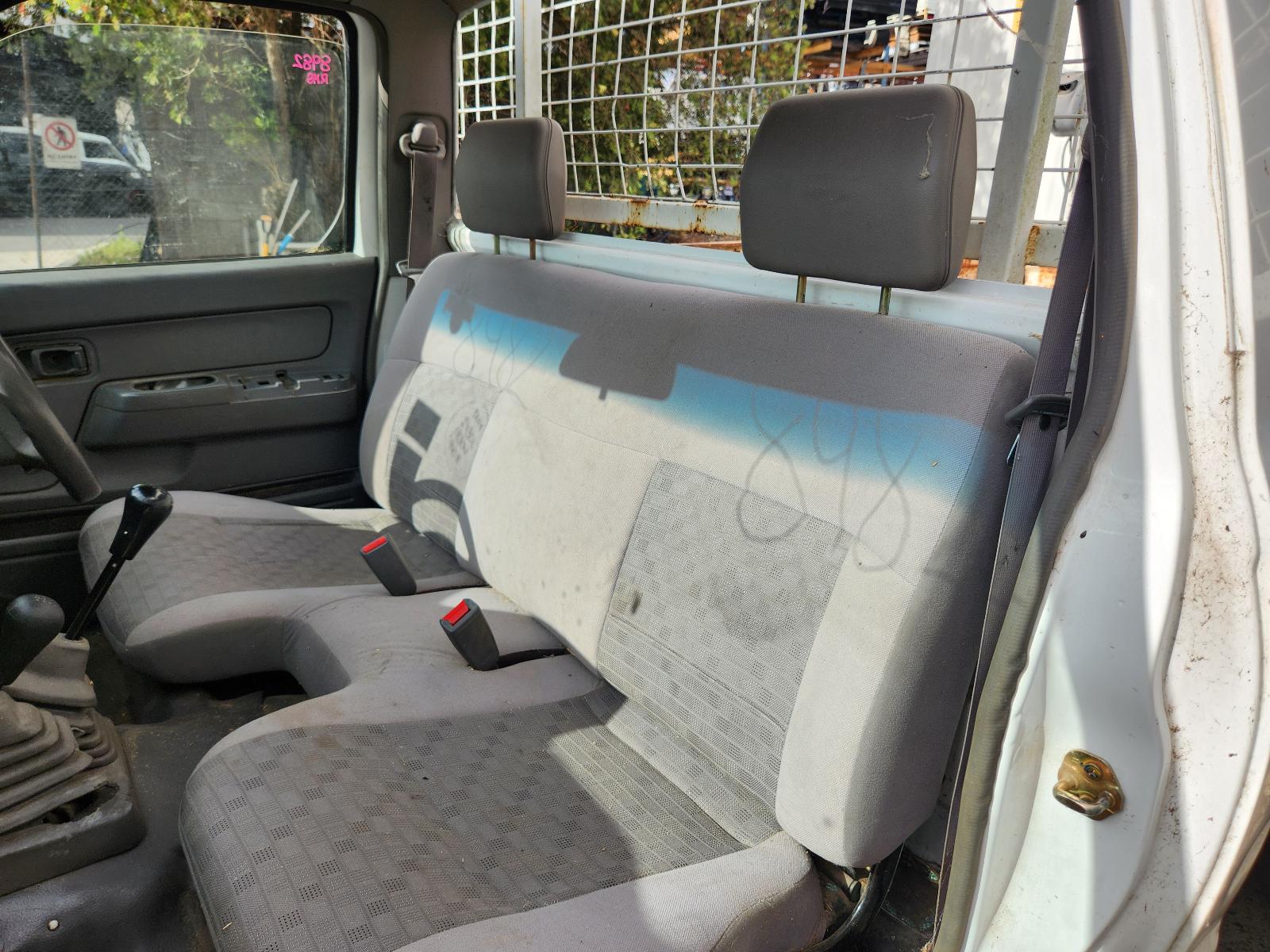 View Nissan Navara 2002 2 Door Pickup