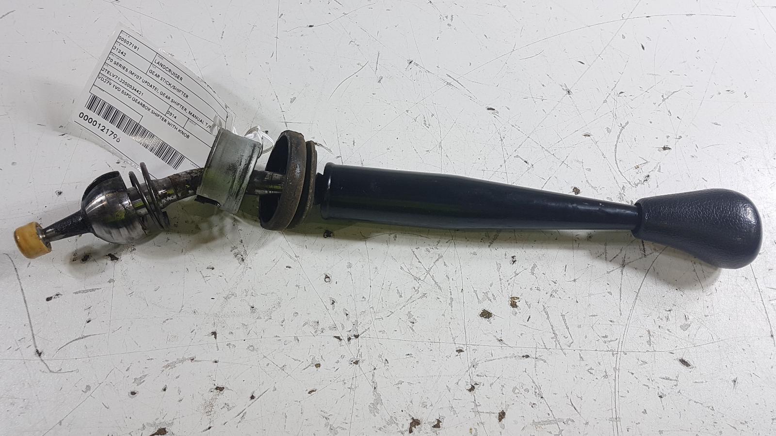 Gear Stick/Shifter Landcruiser Toyota 2014