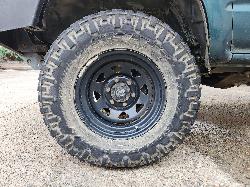 View Toyota Hilux 2000 2 Door Pickup