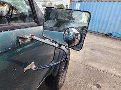 View Toyota Hilux 2000 2 Door Pickup