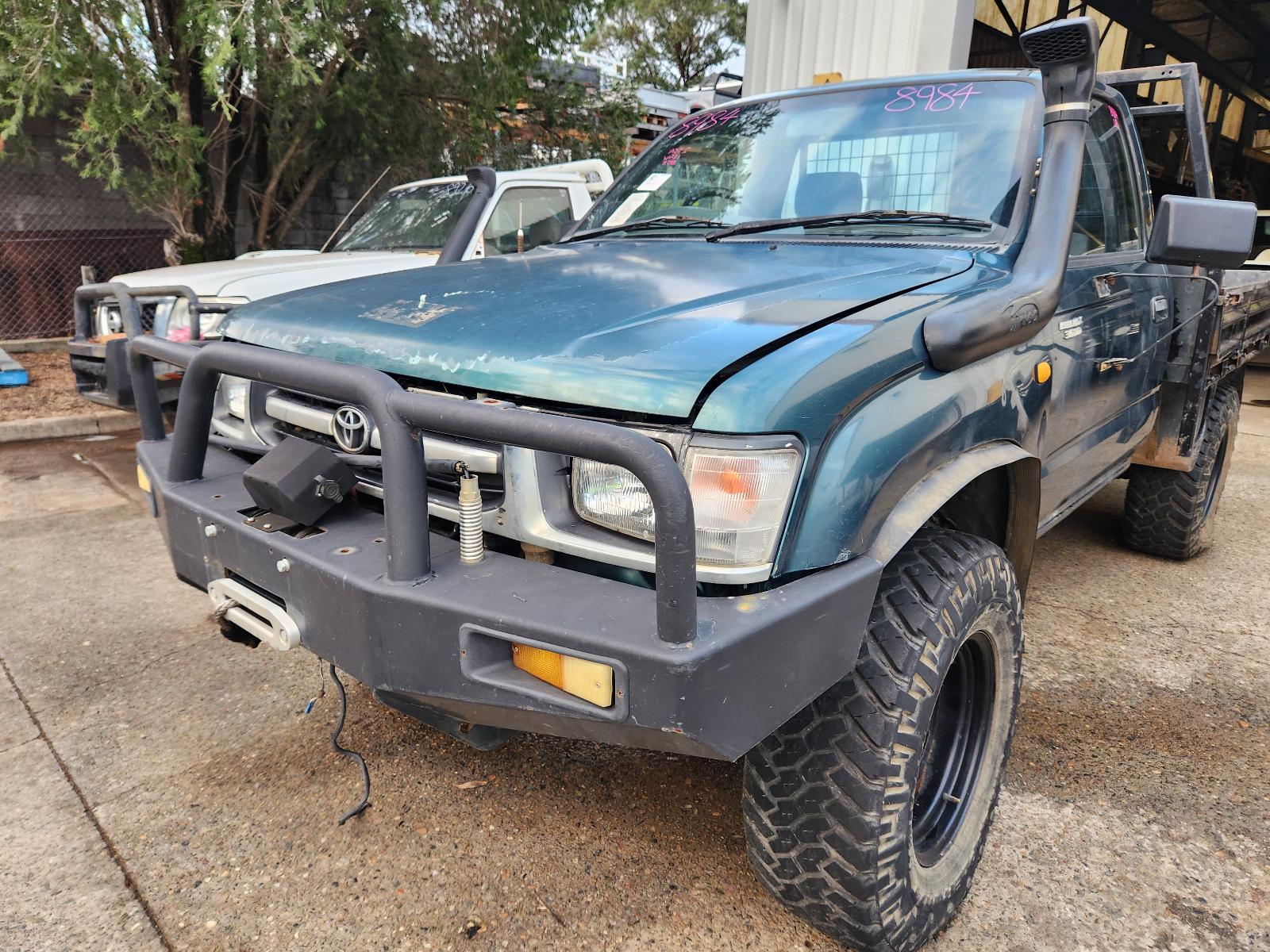 View Toyota Hilux 2000 2 Door Pickup