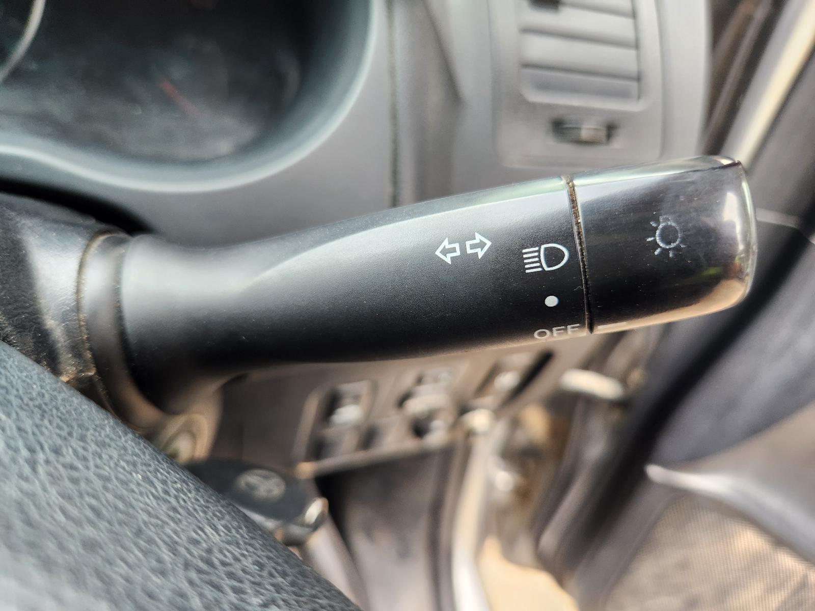 Toyota Hilux 2015 4 Door Pickup View Toyota Hilux 2015 4 Door Pickup