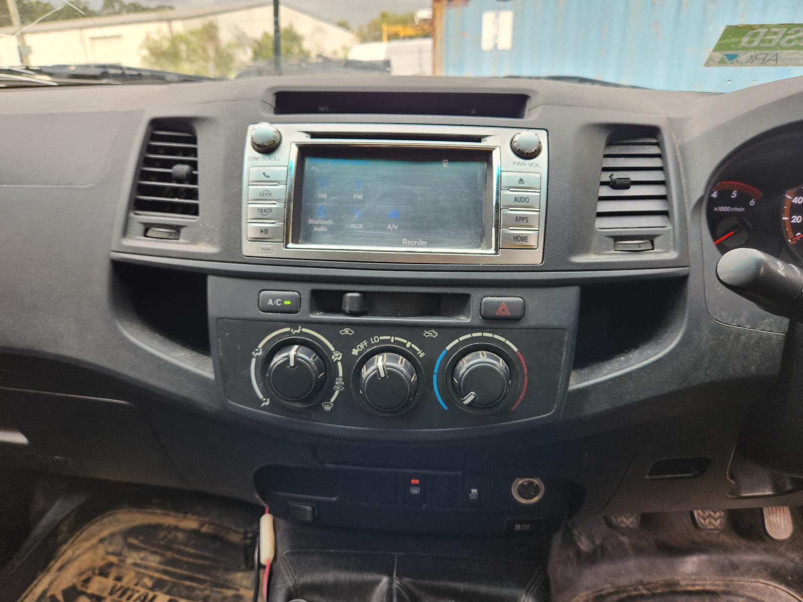 Toyota Hilux 2015 4 Door Pickup View Toyota Hilux 2015 4 Door Pickup