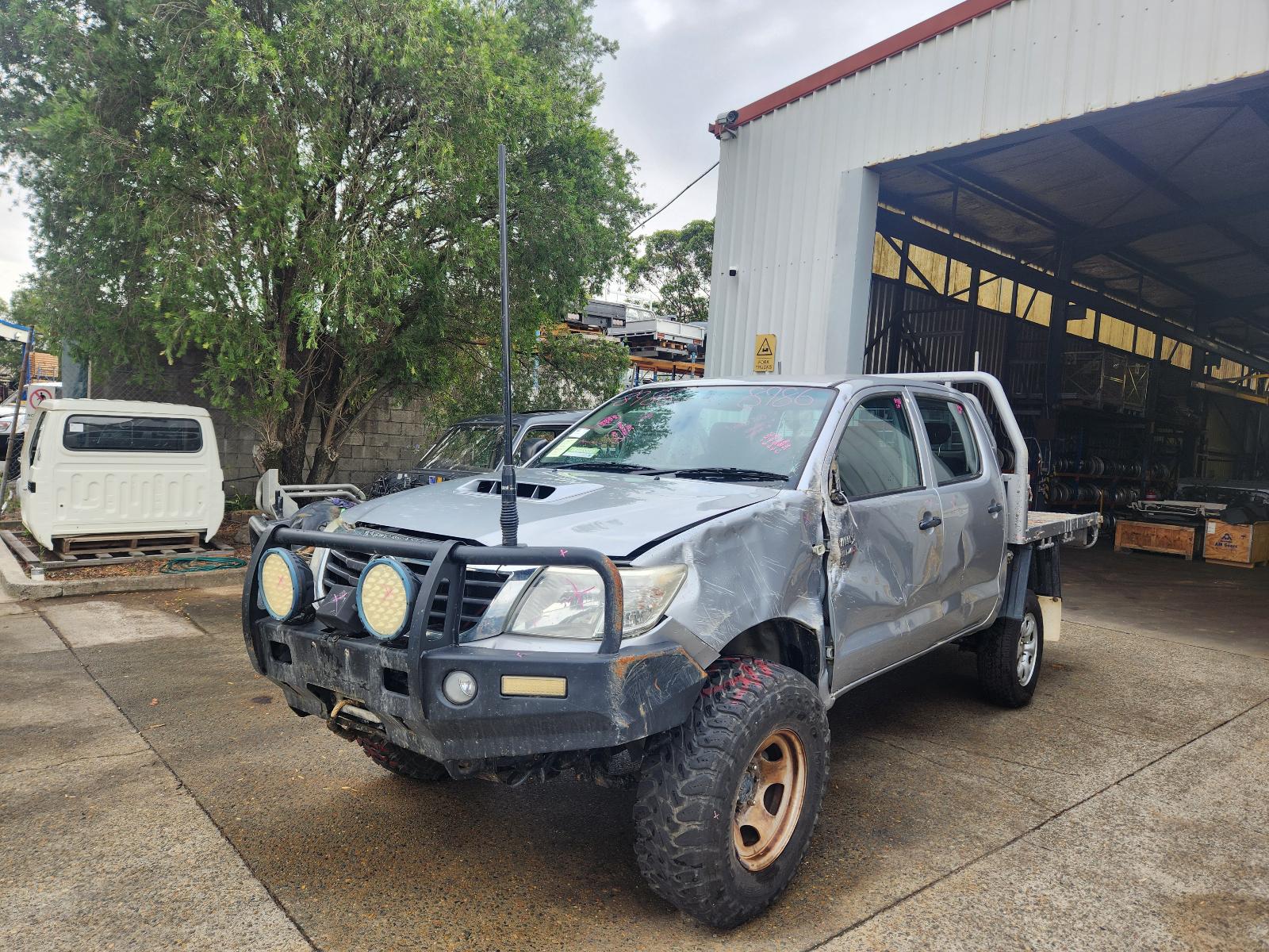Toyota Hilux 2015 4 Door Pickup View Toyota Hilux 2015 4 Door Pickup