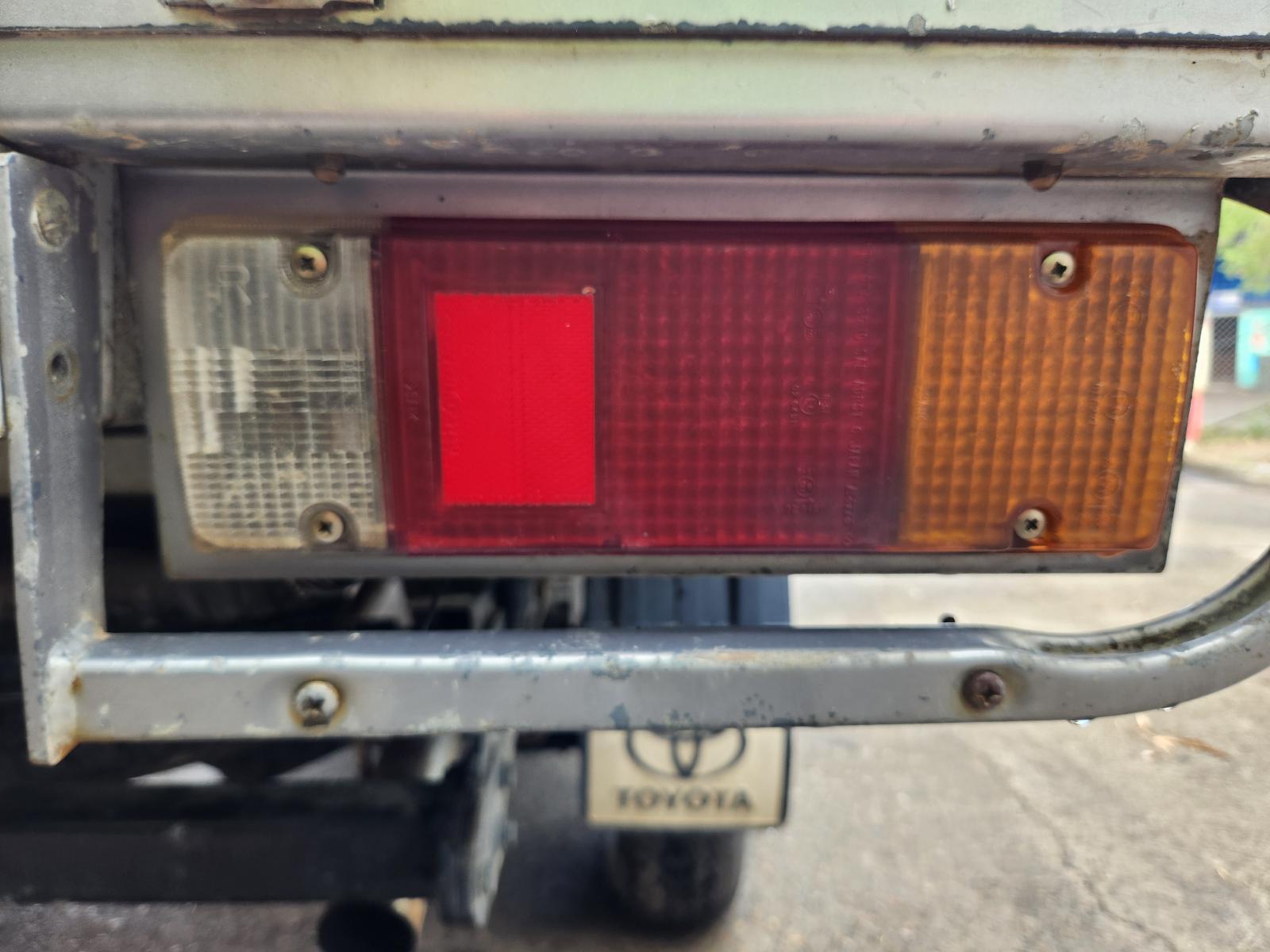 Toyota Hilux 2015 4 Door Pickup View Toyota Hilux 2015 4 Door Pickup