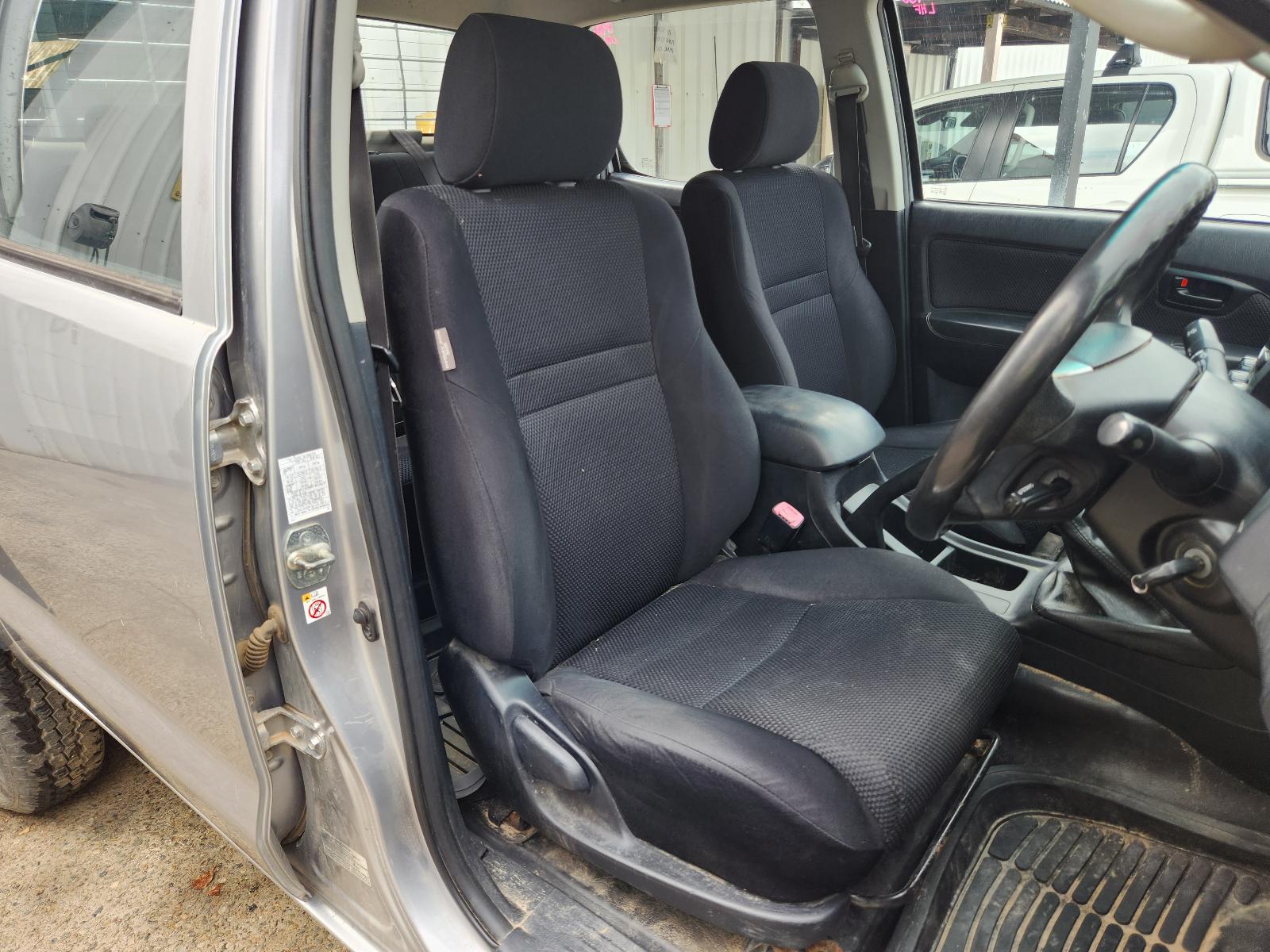 Toyota Hilux 2015 4 Door Pickup View Toyota Hilux 2015 4 Door Pickup