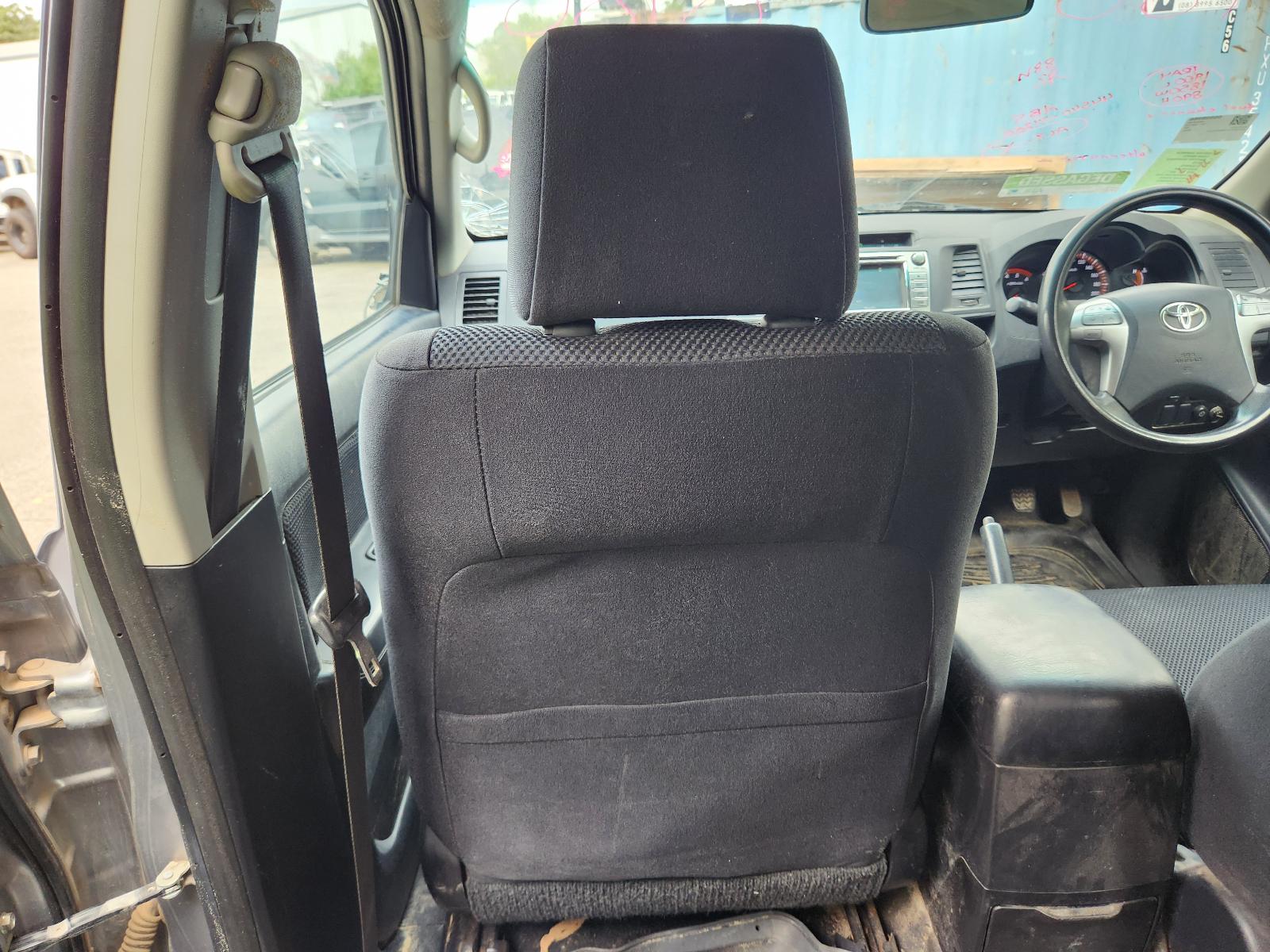 Toyota Hilux 2015 4 Door Pickup View Toyota Hilux 2015 4 Door Pickup