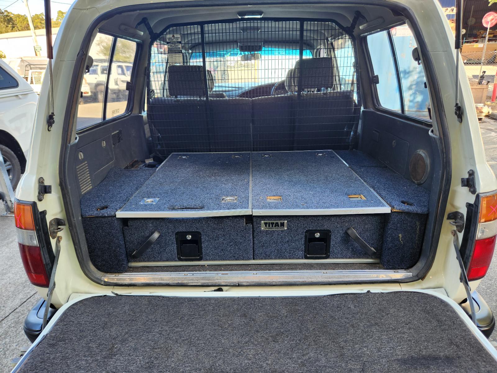 Toyota Landcruiser 1992 4 Door Station Wagon View Toyota Landcruiser 1992 4 Door Station Wagon