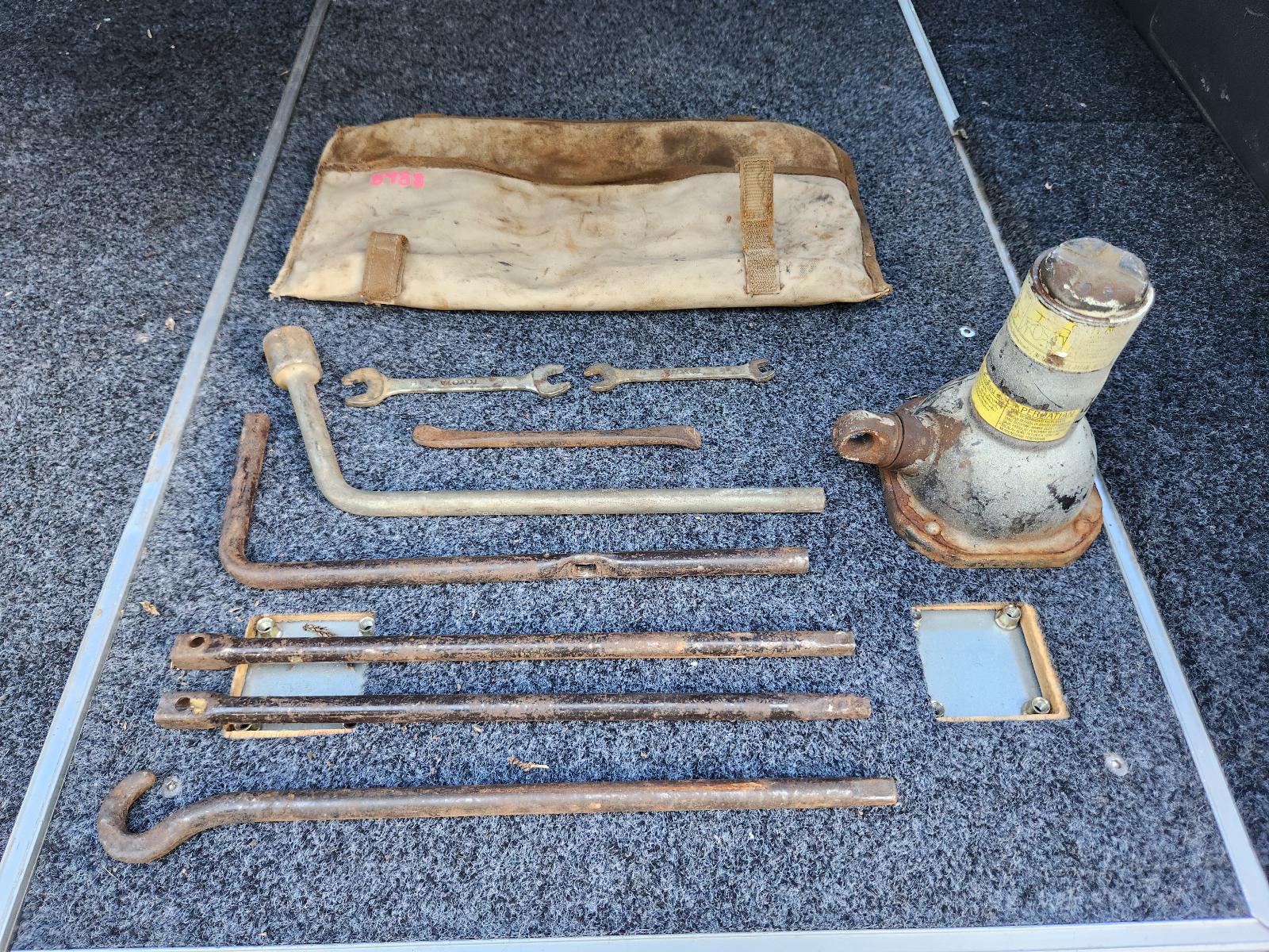 Toyota Landcruiser 1992 4 Door Station Wagon View Toyota Landcruiser 1992 4 Door Station Wagon